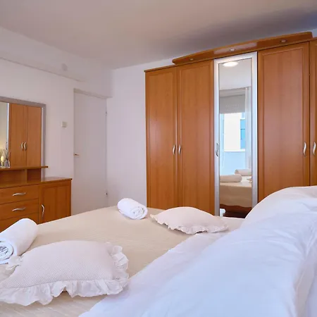 Sunny Apartment Split